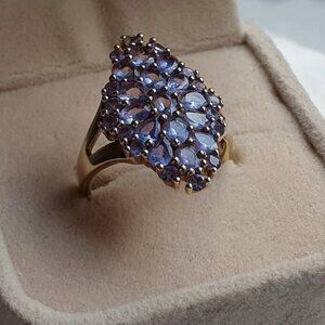 Vintage Tanzanite Cluster Gold Ring